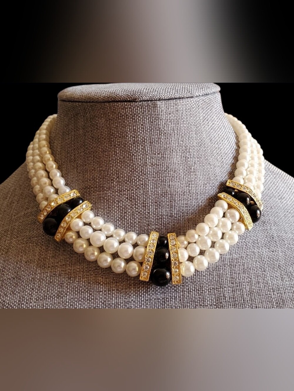 Vtg. Elegant Triple-Strand White Glass Pearls Necklace
